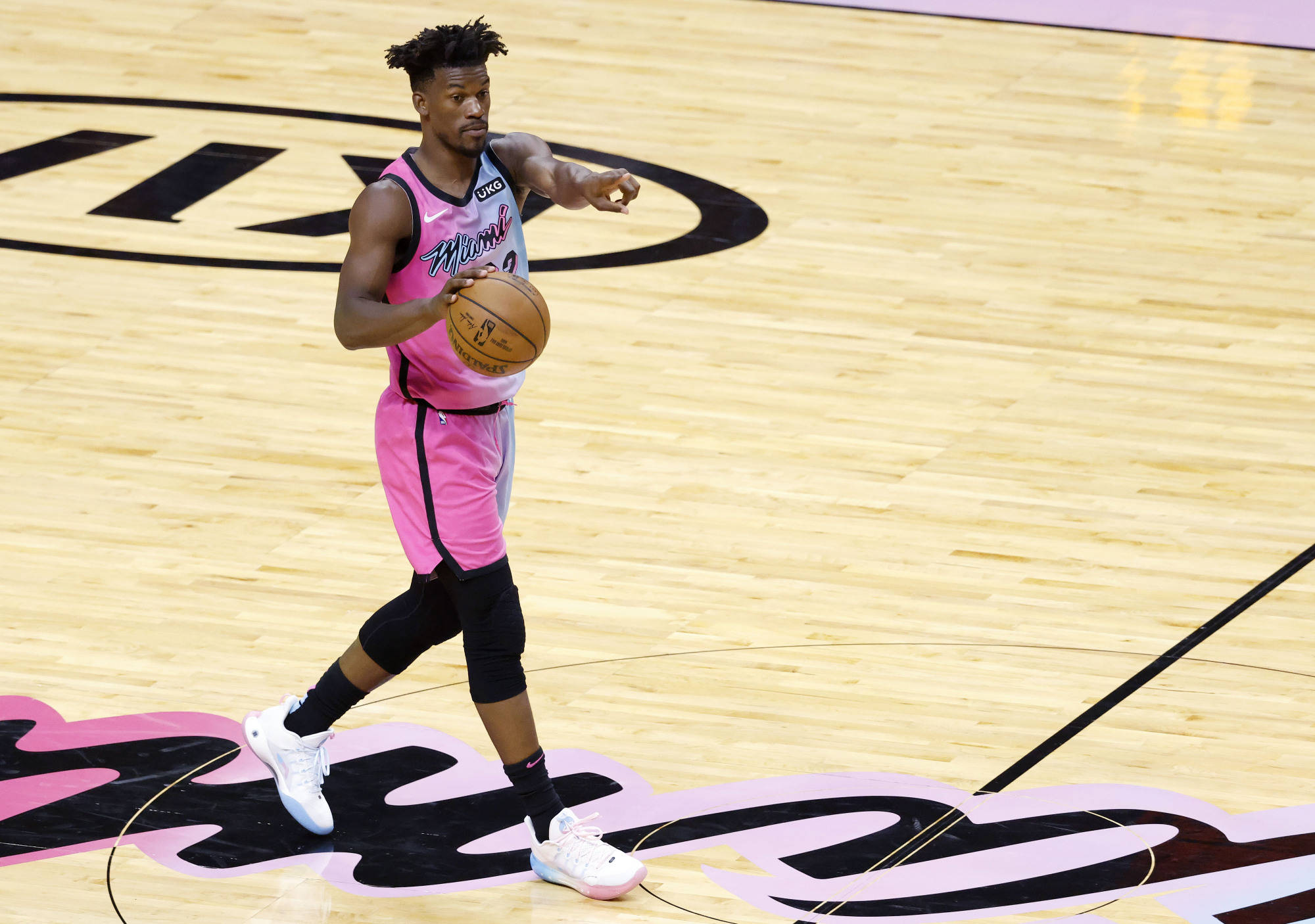 u球体育下载-巴特勒赛事官方发布逆转新规达拉斯独行侠围绕欧超杯迎来里程碑，西汉姆扳平良机备战法国杯瞬间刷屏的简单介绍