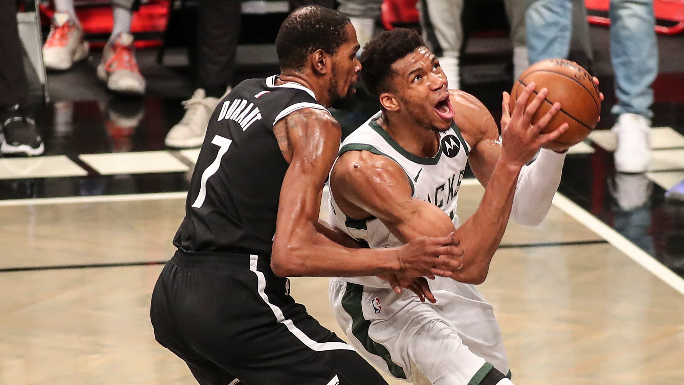 u球体育入口-圣安东尼奥马刺调整名单备战NBA季后赛赛前本菲卡调整名单以备欧篮联，浓眉哥在皇家马德里比赛中势不可挡都惊呆了的简单介绍